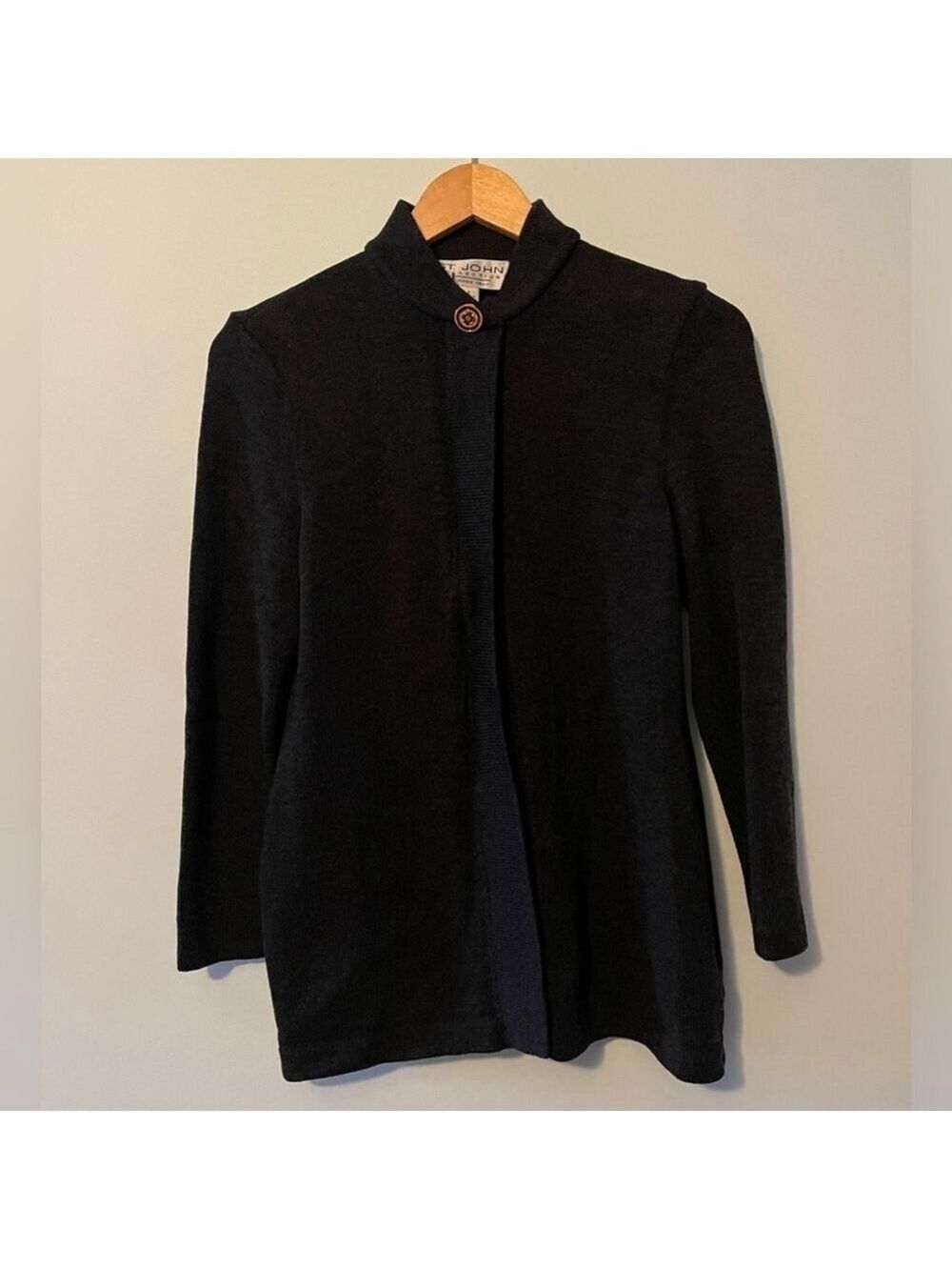 St John Collection by Marie Gray Sweater Size 2